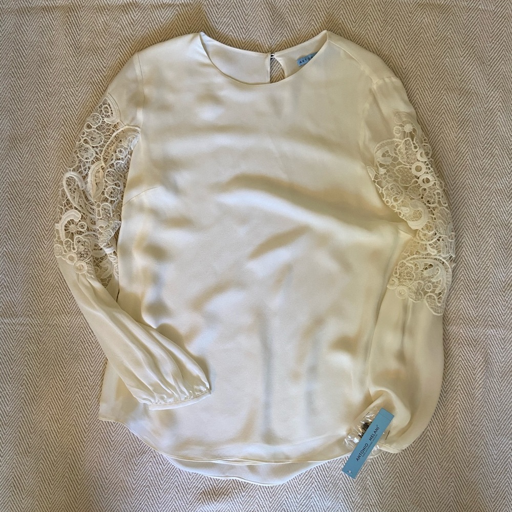 New with tags Antonio Melani blouse Sz S